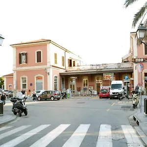 old-villa-stylish-apartment.hotelitalianriviera.com/